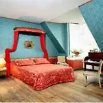 Chateau De Montriou Feneu