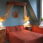 Bed and Breakfast Chateau De Montriou 5*