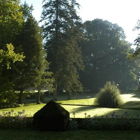Chateau De Montriou Couette-café Feneu