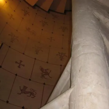 Couette-café Chateau De Montriou 5*