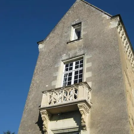 Chateau De Montriou Feneu