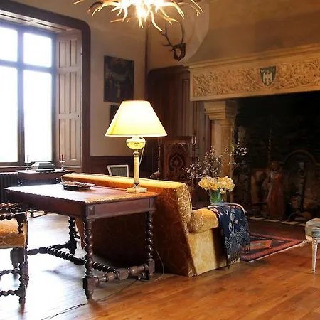 ベッド・アンド・ブレックファスト Chateau De Montriou