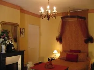 Chateau De Montriou Couette-café