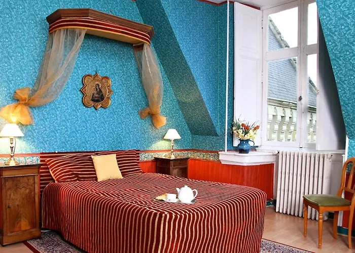 Chateau De Montriou 5*