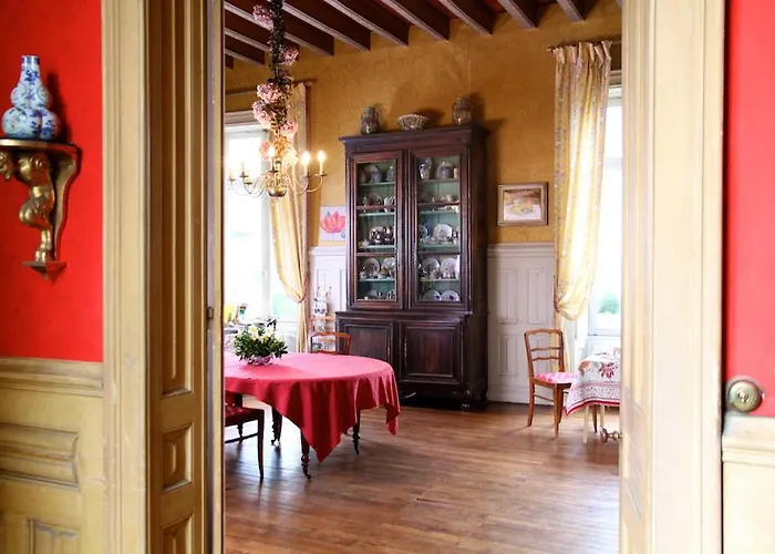 Chateau De Montriou 5*