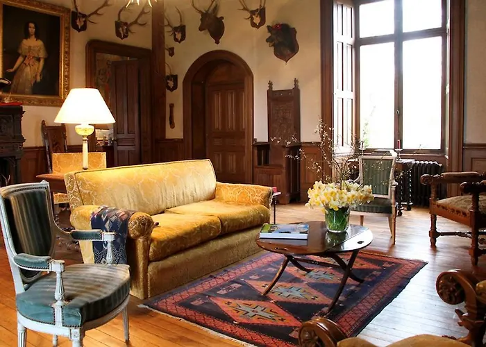 Frühstückspension Chateau De Montriou 5*