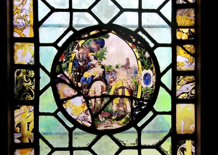 Chateau De Montriou 5*